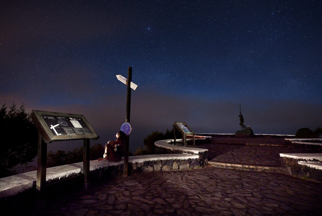 Guía para descubrir el cielo de La Palma a través de sus miradores astronómicos